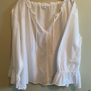 Women’s size xl gap shirt